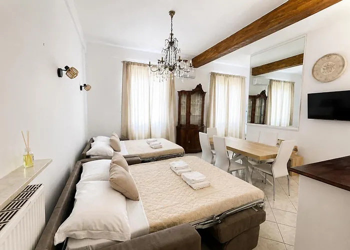 Trastevere Garden House - Historic With Large Garden * Rom